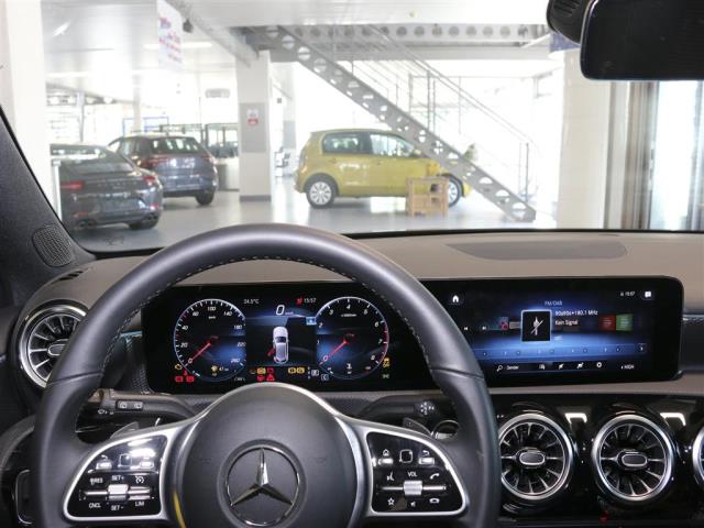 Mercedes-Benz A 250 Progressive für nur 32.400,- € bei Hoffmann Automobile in Wolfsburg kaufen und sofort mitnehmen - Bild 10